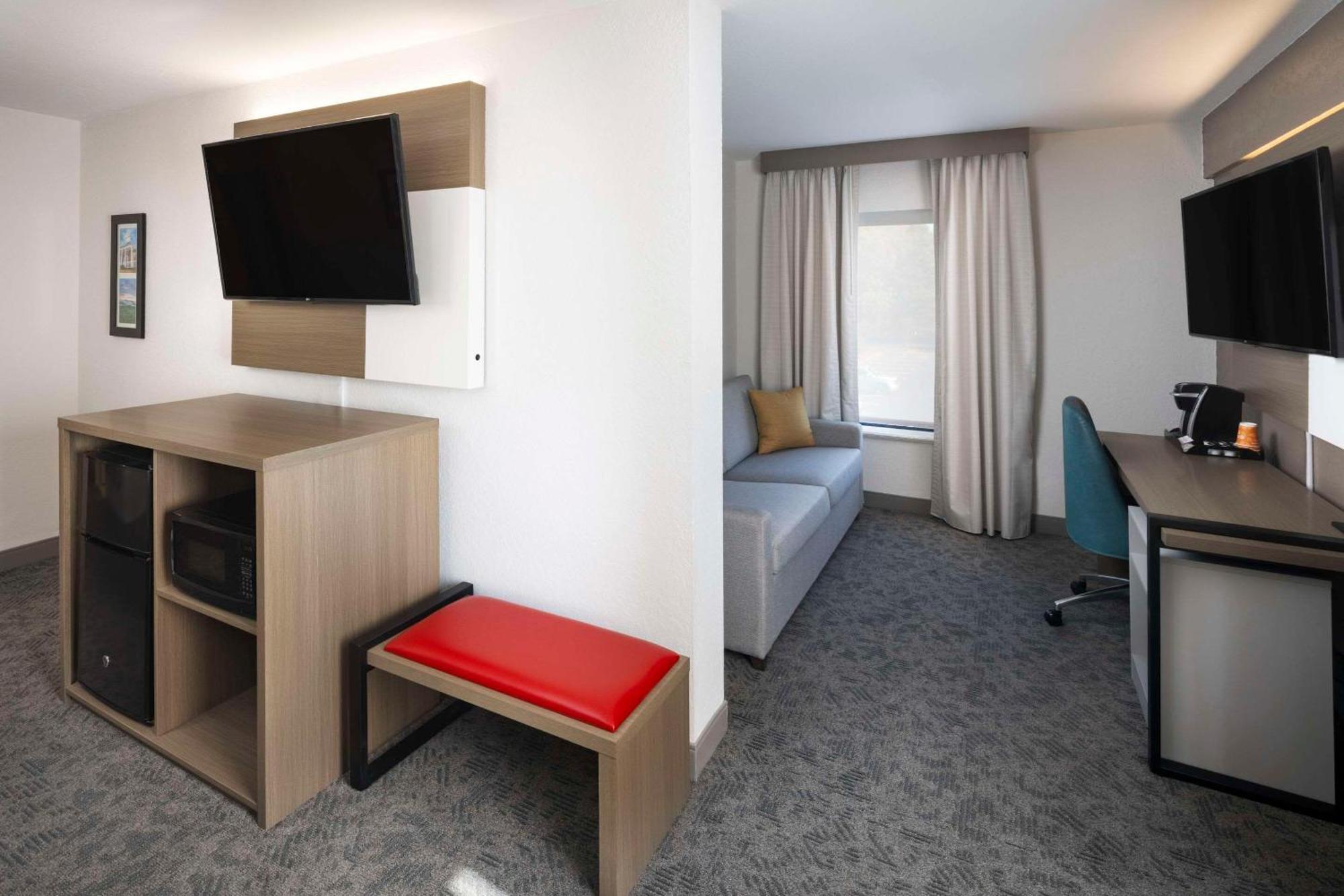 Comfort Inn & Suites Dahlonega University Area Εξωτερικό φωτογραφία