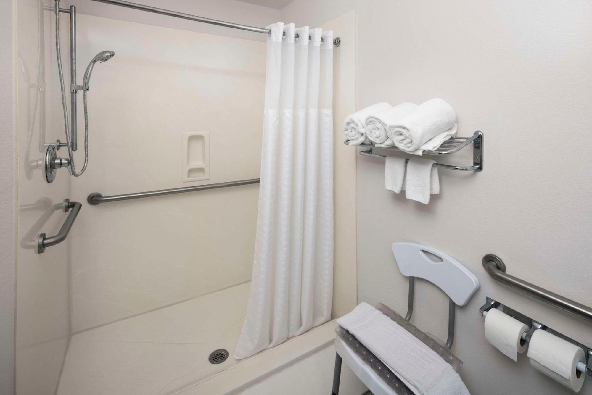 Comfort Inn & Suites Dahlonega University Area Εξωτερικό φωτογραφία