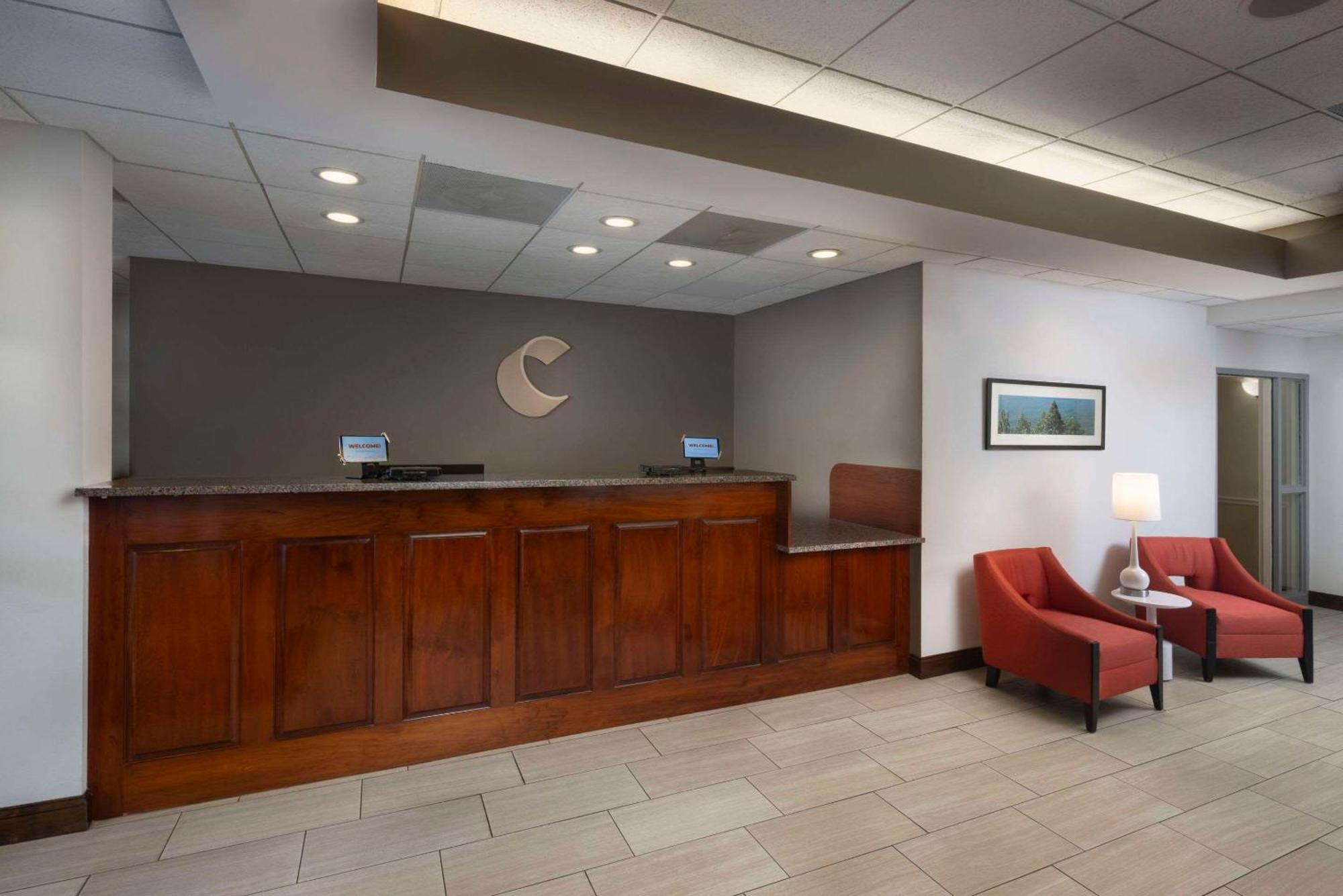 Comfort Inn & Suites Dahlonega University Area Εξωτερικό φωτογραφία